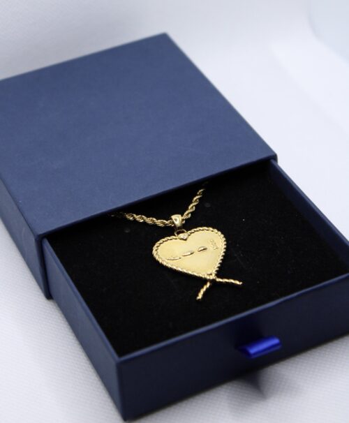 Nwnique Necklace